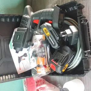 Lavadora Portátil de Alta Pressão com 2 Baterias Recarregável Lavajato Carros Motos Jardins Bivolt — foto 11